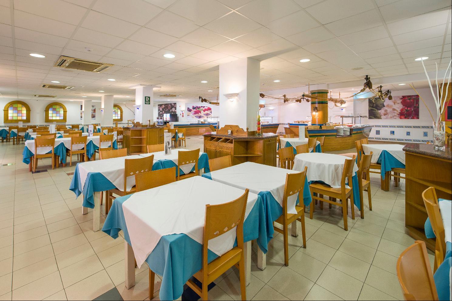 Hotel Vibra Cala Tarida-3sup 3*